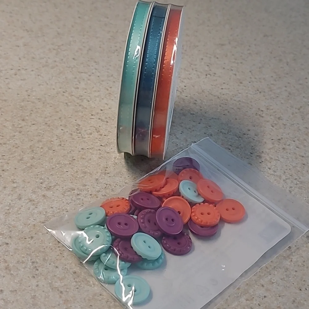 Stampin'Up! Sycamore Street Pack 3 Rolls Ribbon & 36 Buttons Retired 3 Colors